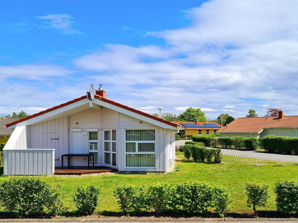 Two-Bedroom Holiday Home In Gromitz 2 エクステリア 写真